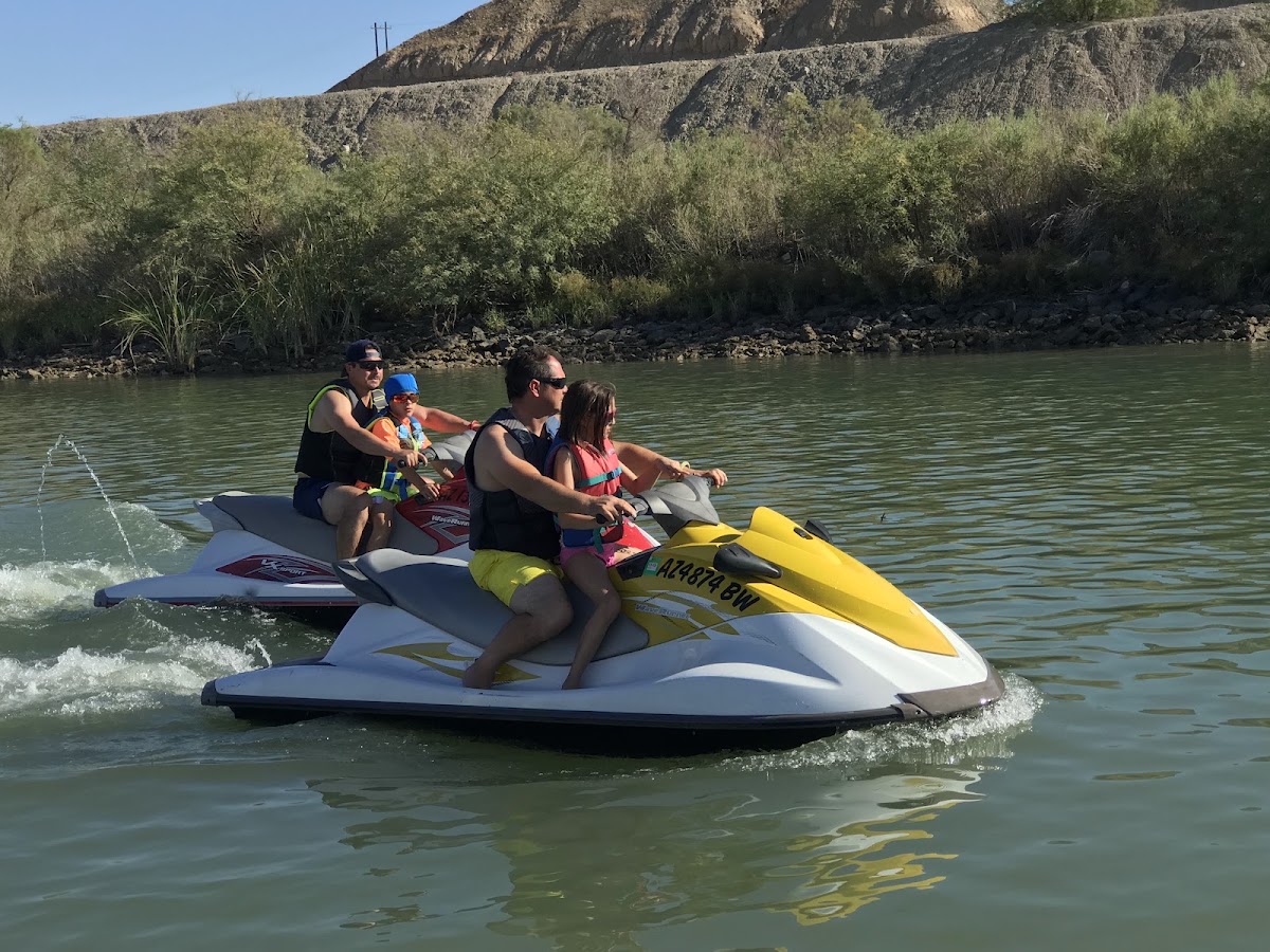 Topock Jet Ski and Boat Rentals
