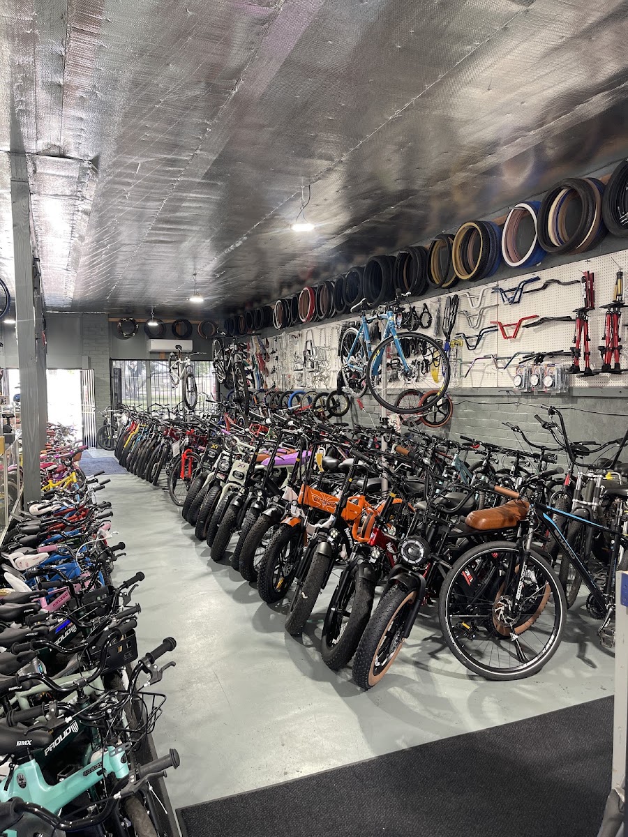 El Orejon Bike Shop