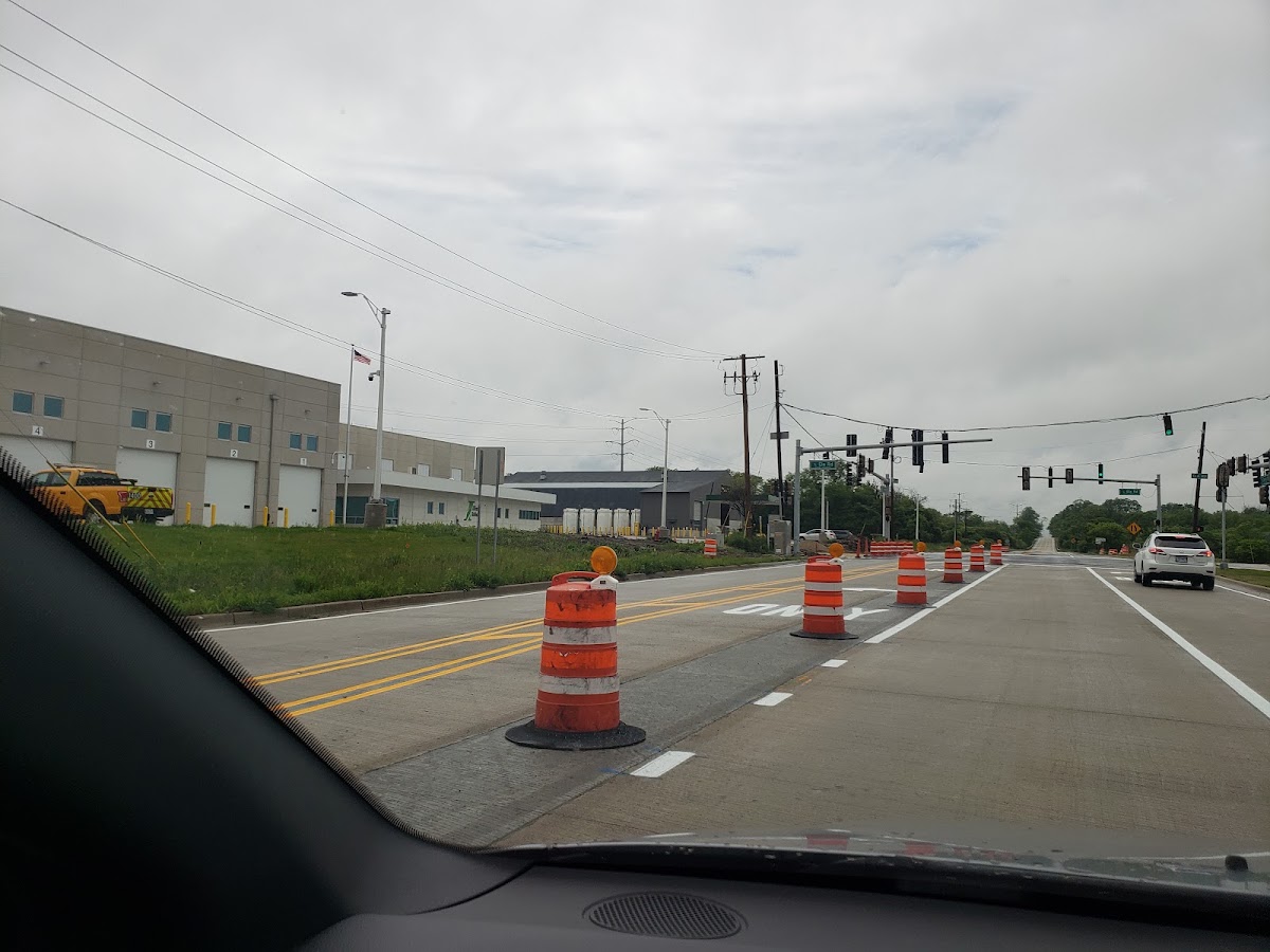 Illinois Tollway Roselle Plaza 12