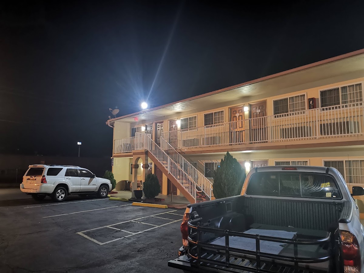 Budget Inn