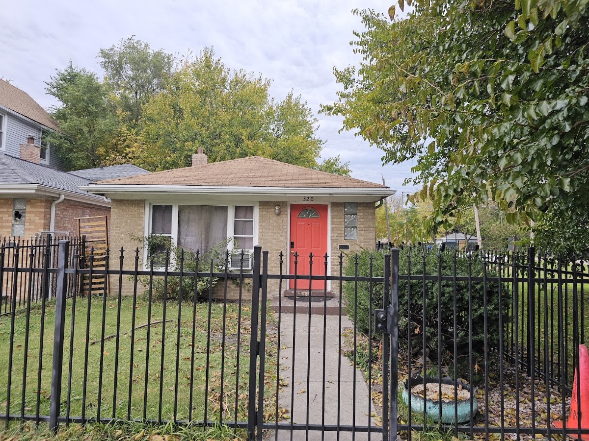 320 Happy Home