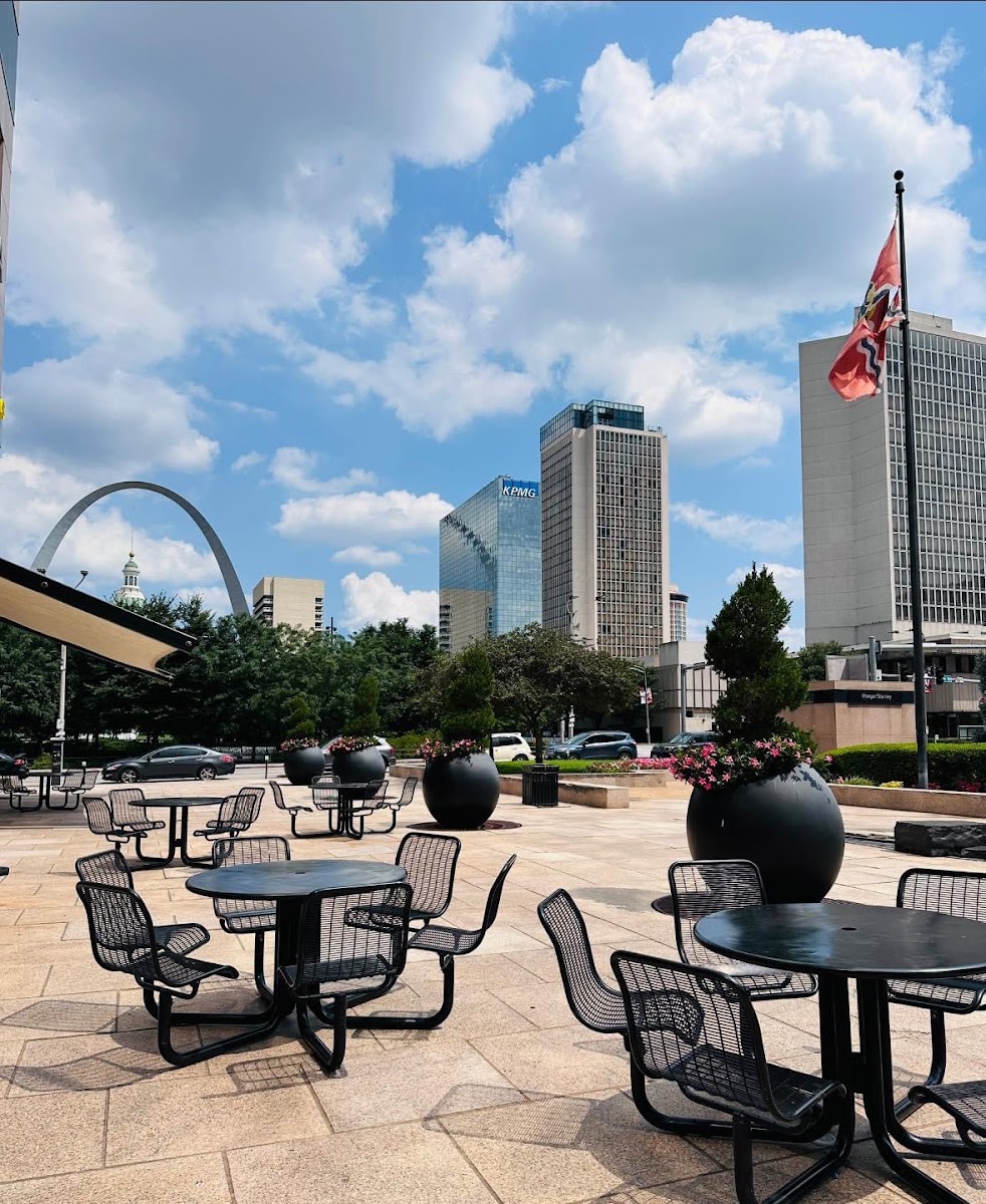 UKRAFT Brunch Café – Downtown St. Louis