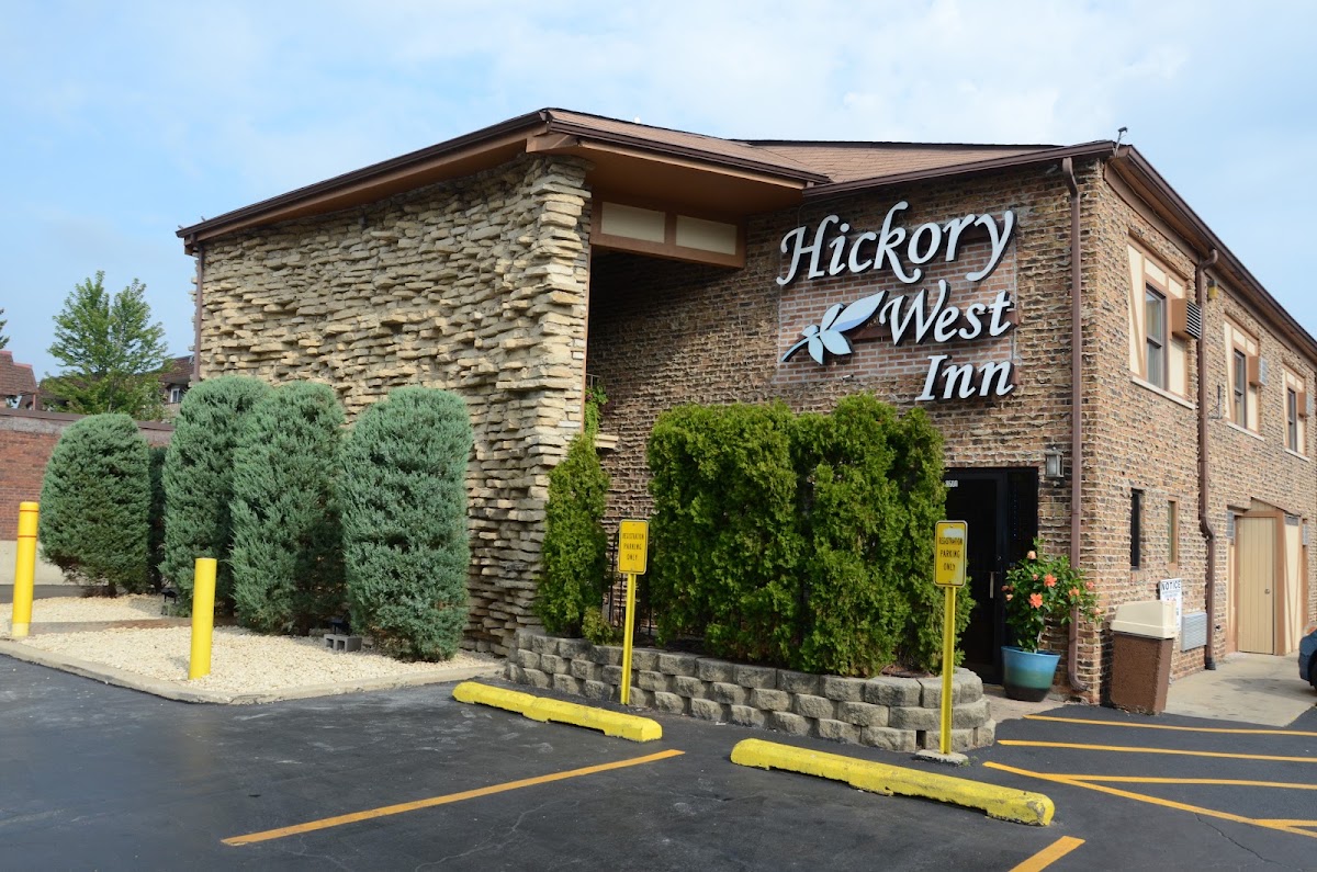 Hickory West Inn Motel & Suites