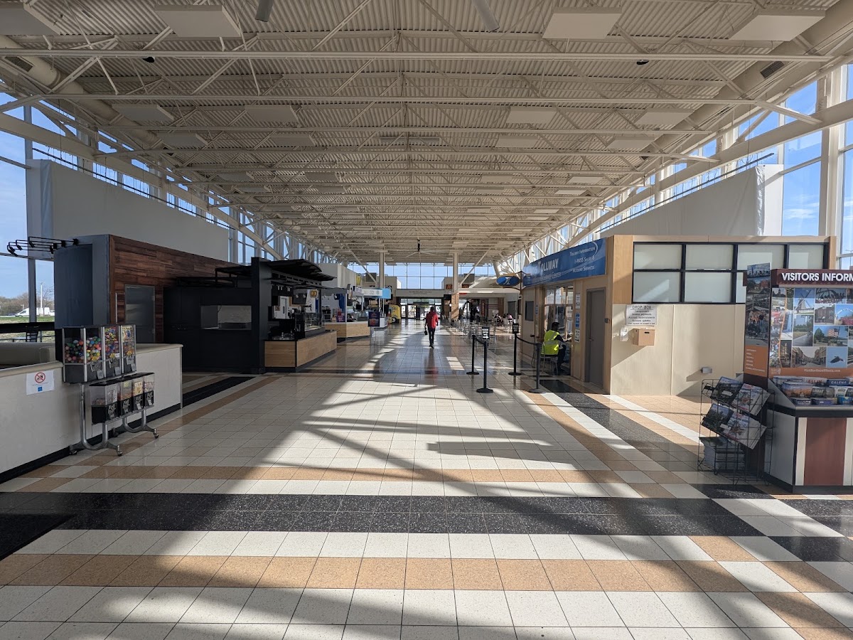 Belvidere Oasis Travel Plaza & Illinois Welcome Center