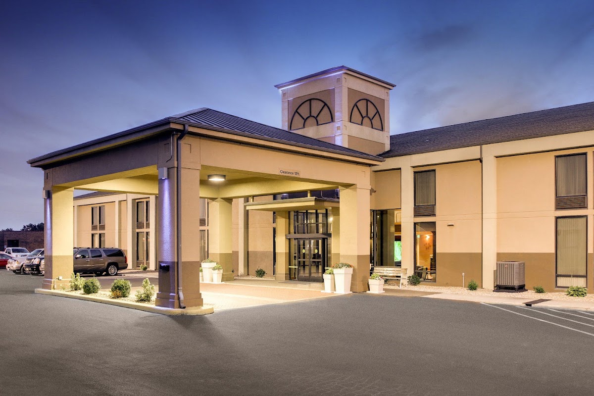 Holiday Inn Express Marshfield (Springfield Area) by IHG