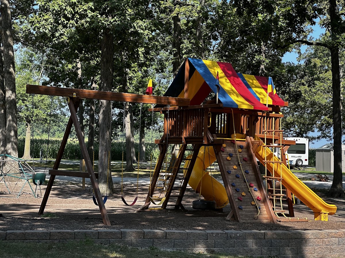 Rustic Acres Jellystone Park™ New Douglas
