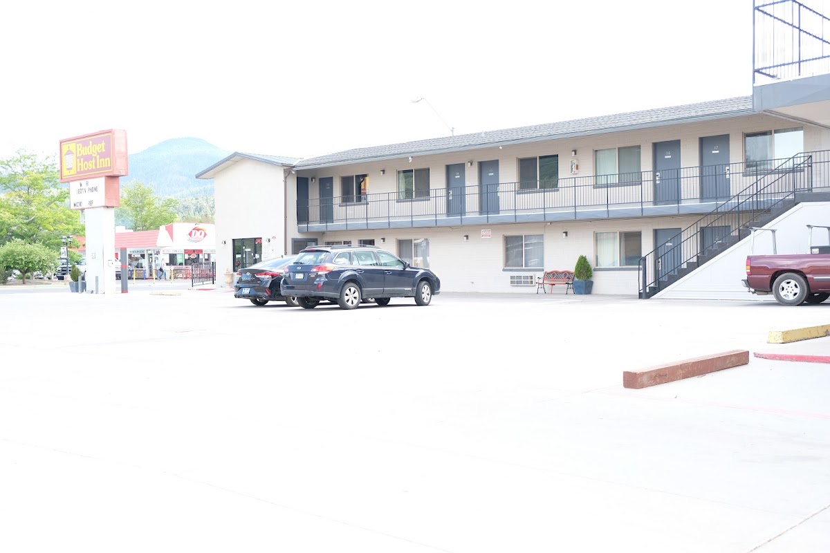 Budget Host Inn Williams