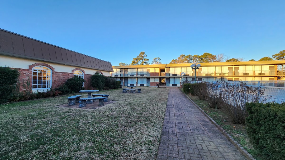 Eureka Inn Hotel