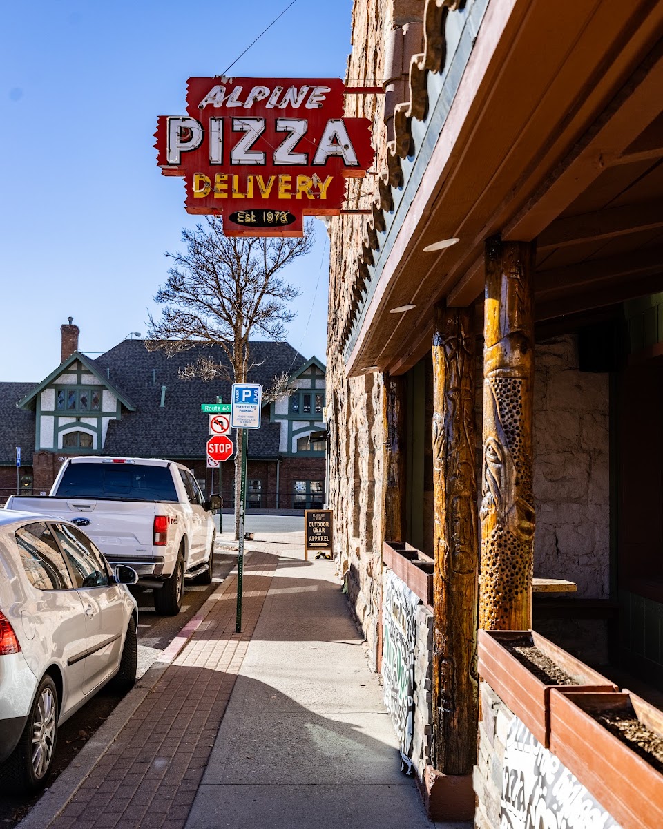 Alpine Pizza