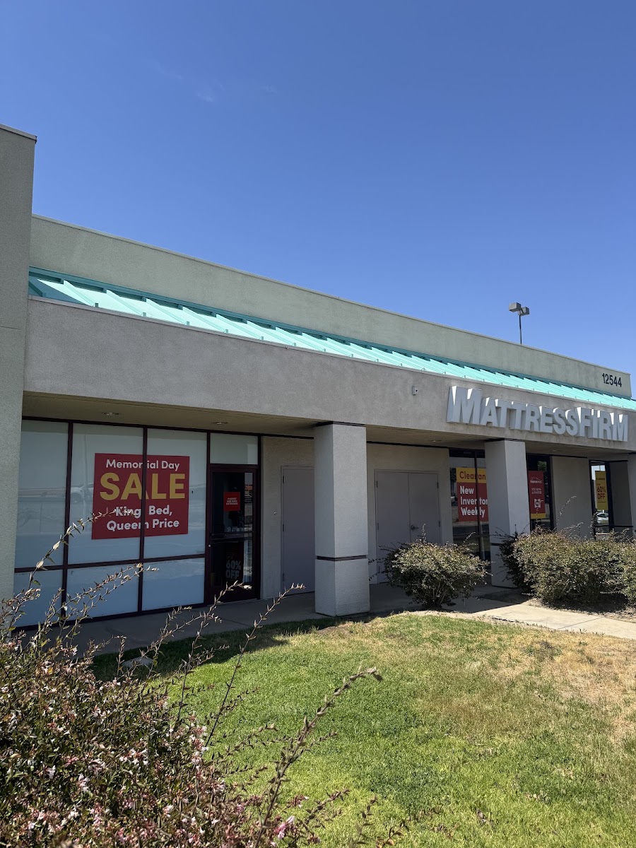 Mattress Firm Victorville Gallery & Outlet