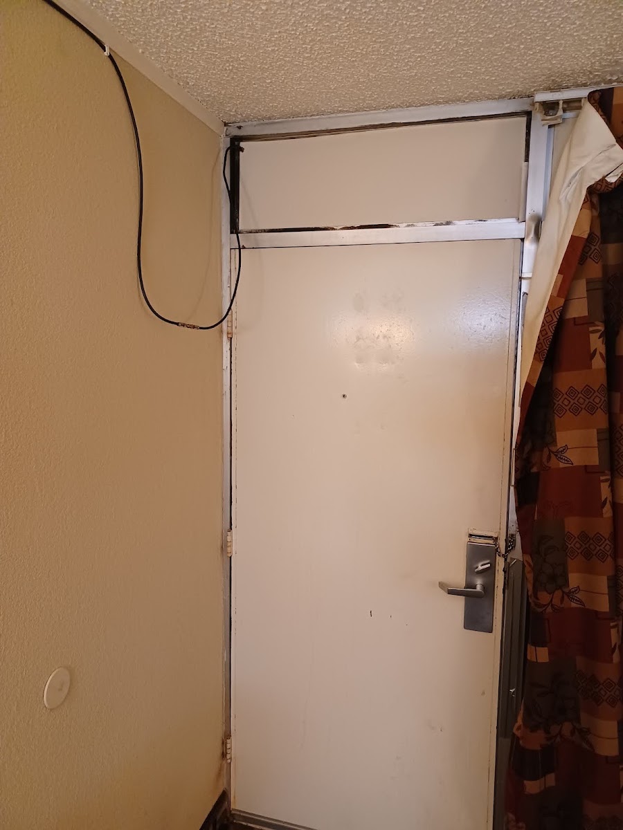 Budget Host Inn