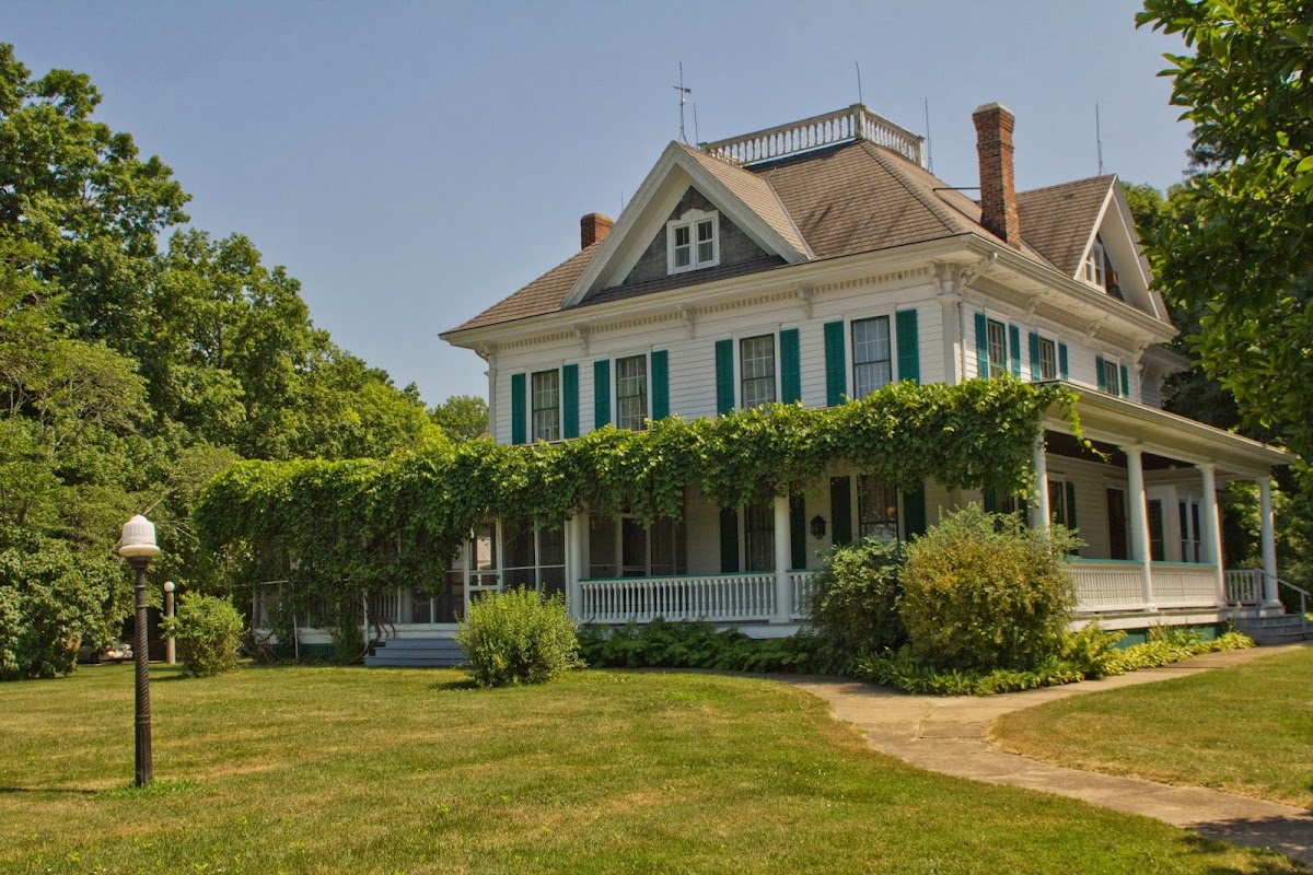 Funk Prairie Home and Gem & Mineral Museum