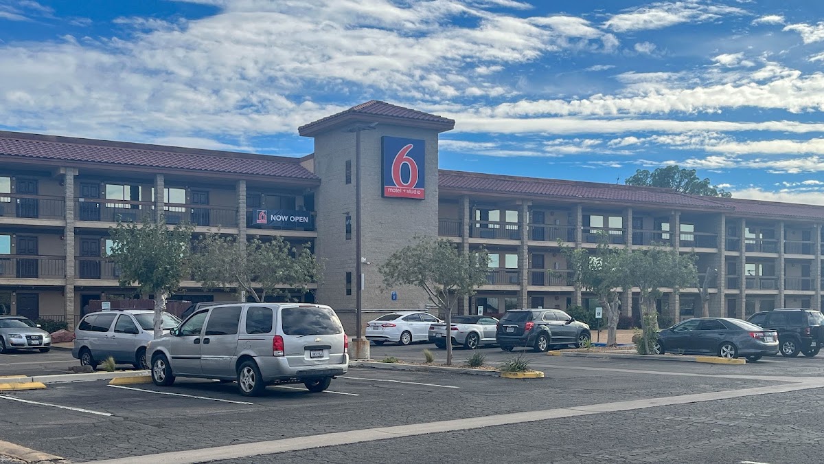 Studio 6 Victorville, Ca - Civic Center / Route 66