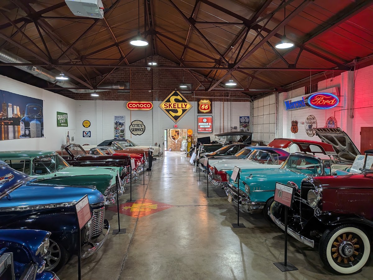 Heart of Route 66 Auto Museum