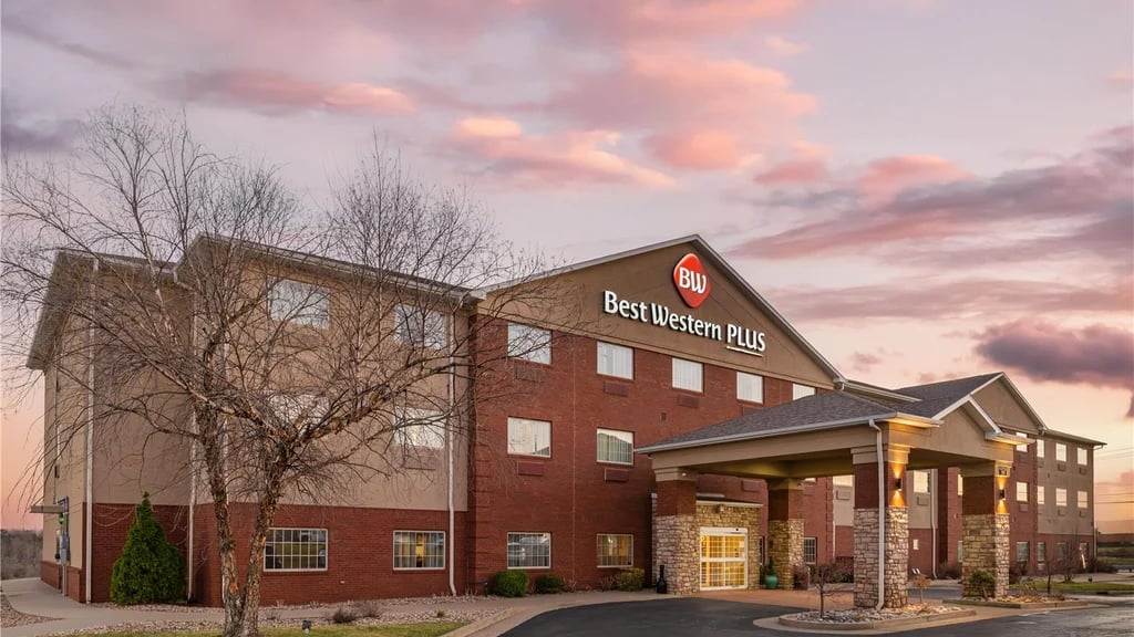 Best Western Plus Capital Inn