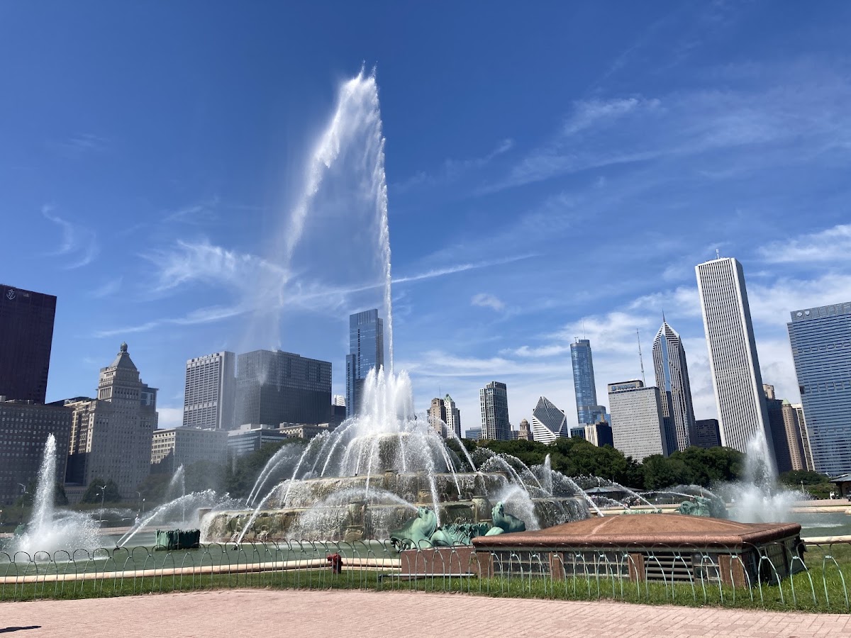 Clarence F. Buckingham Memorial Fountain