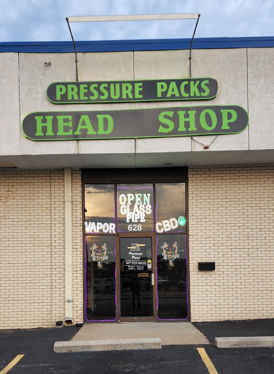 Pressure Packs Head Shop