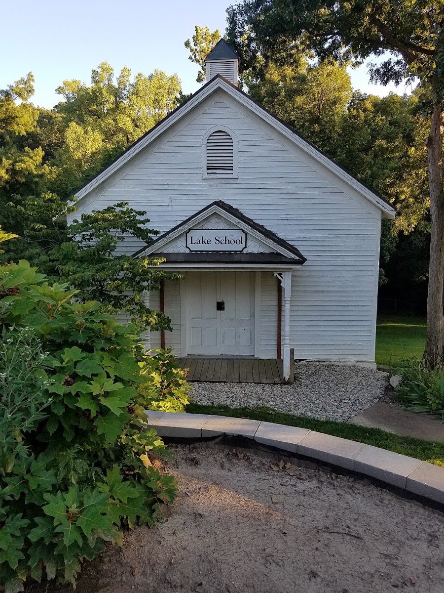 Lake School Park