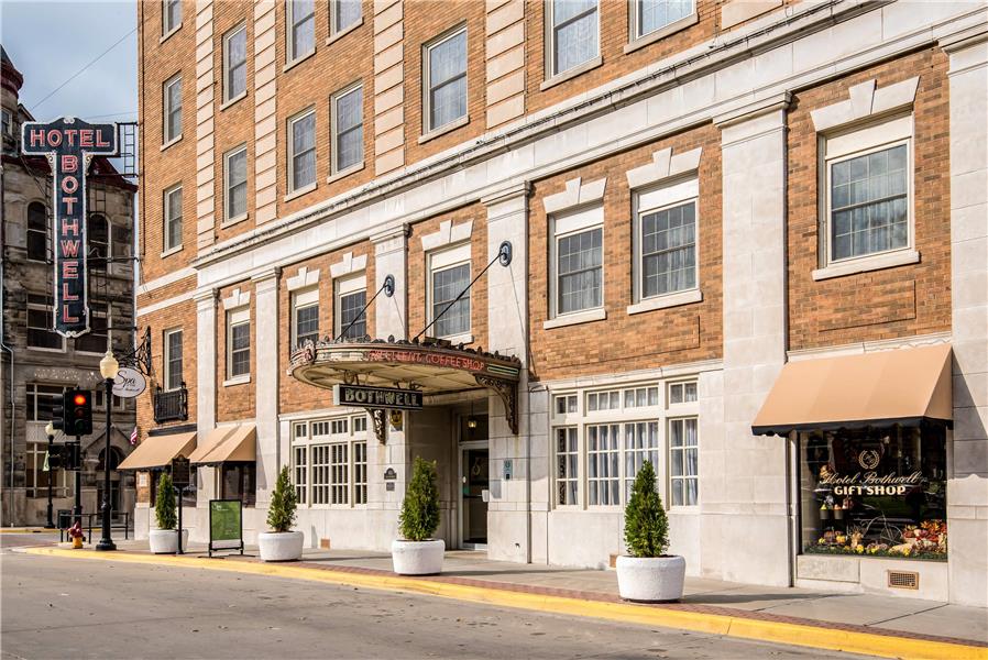 Hotel Bothwell Sedalia Central District, an Ascend Collection Hotel