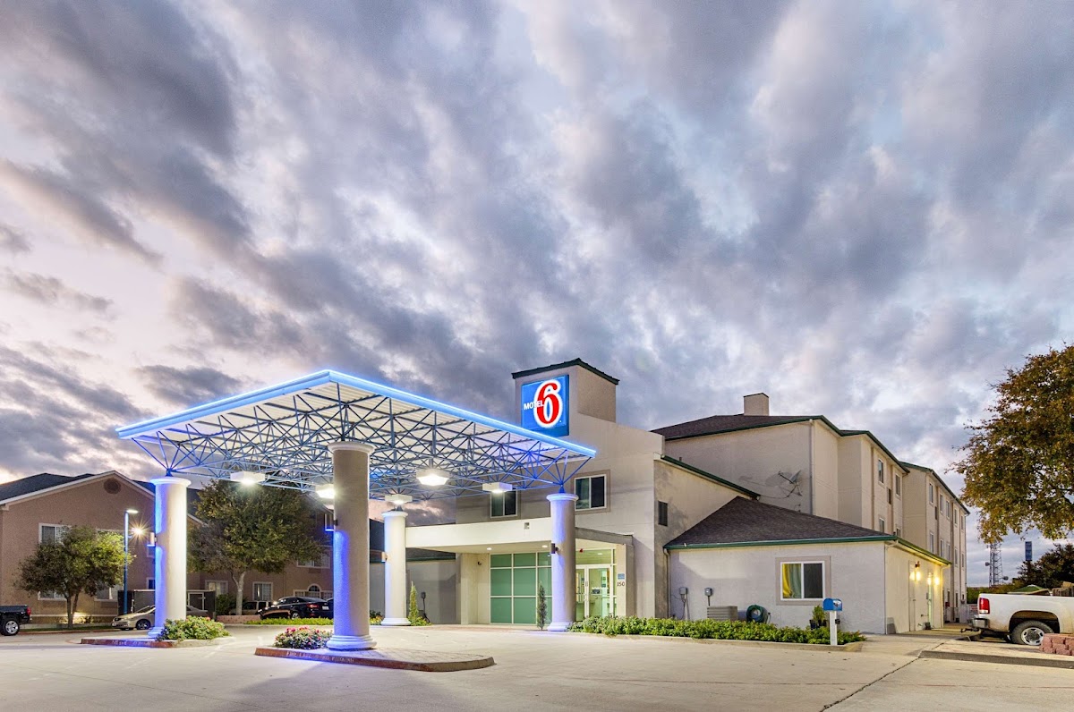 Motel 6 Weatherford, TX