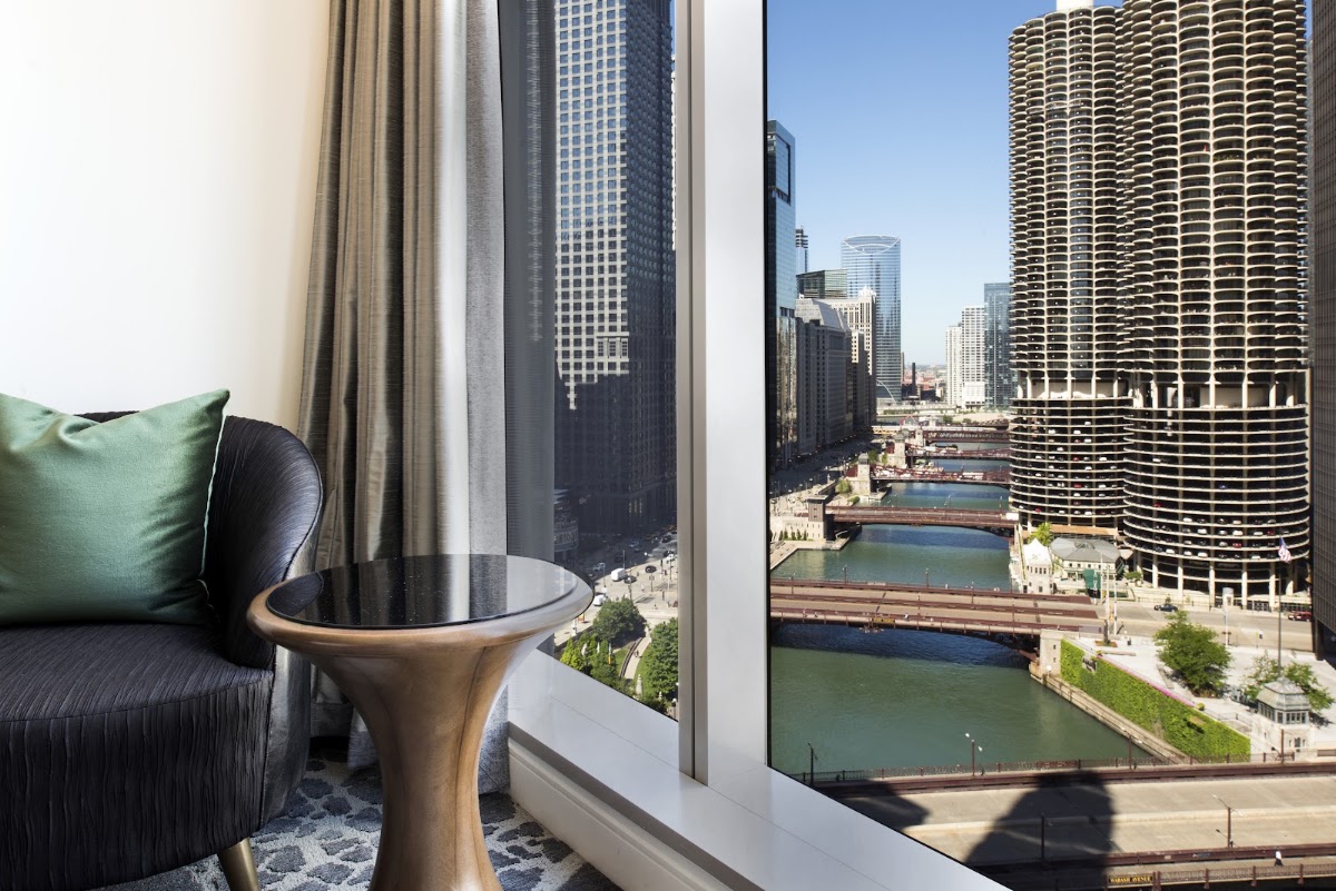LondonHouse Chicago, Curio Collection by Hilton