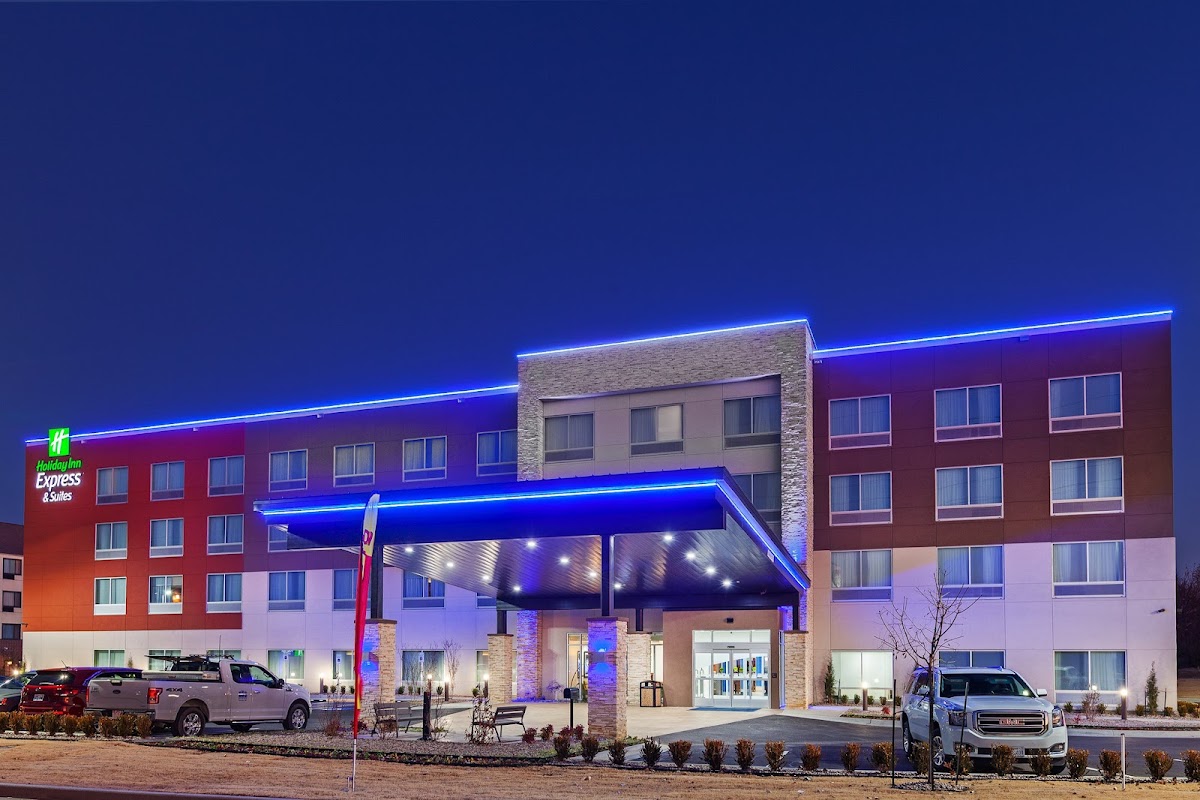 Holiday Inn Express & Suites Tulsa Northeast - Owasso by IHG