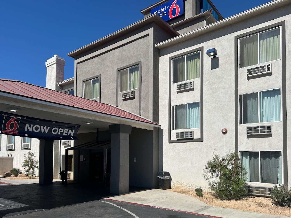Studio 6 Suites Hesperia, CA – West Main Street – I-15