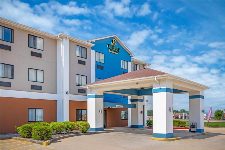 Quality Inn & Suites Caseyville - St. Louis