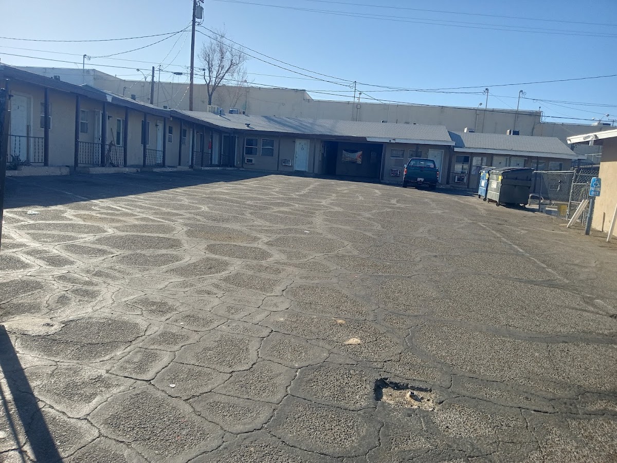 Cactus Motel