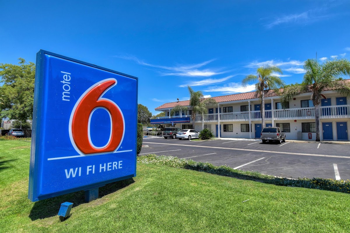 Motel 6 Pomona, CA - Los Angeles