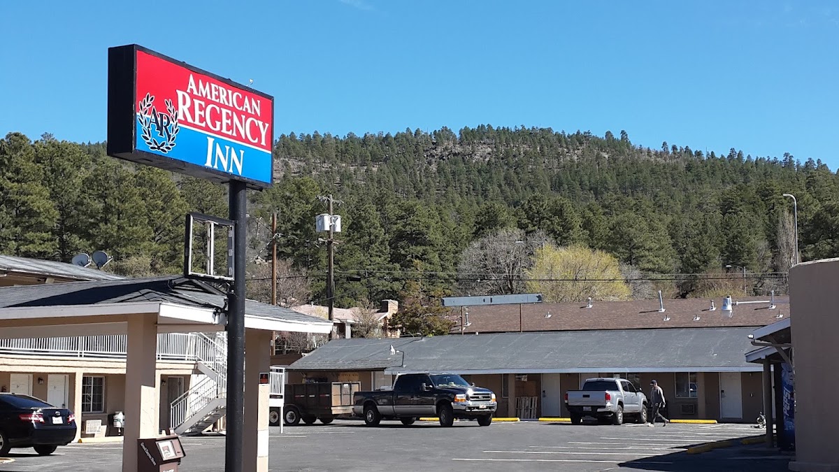 American Regency Inn