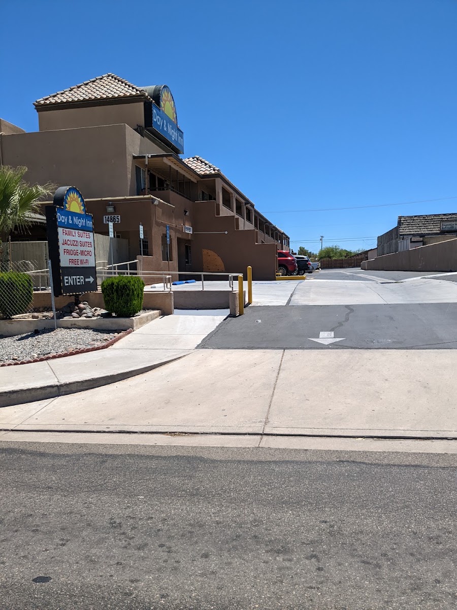 Day & Night Inn