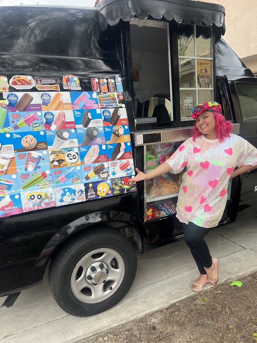 Diva Ice Cream Machine
