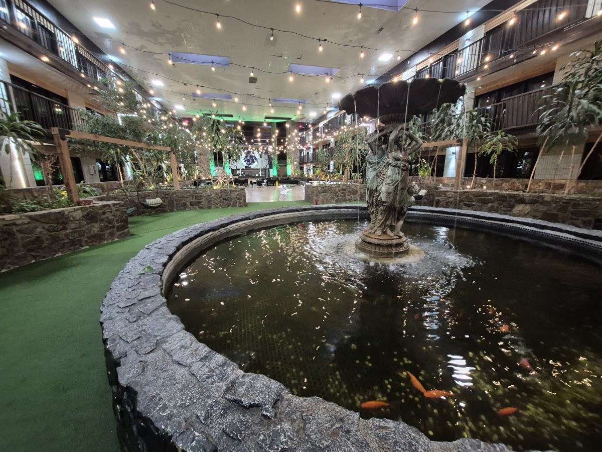 The Cactus Cove Inn and Suites
