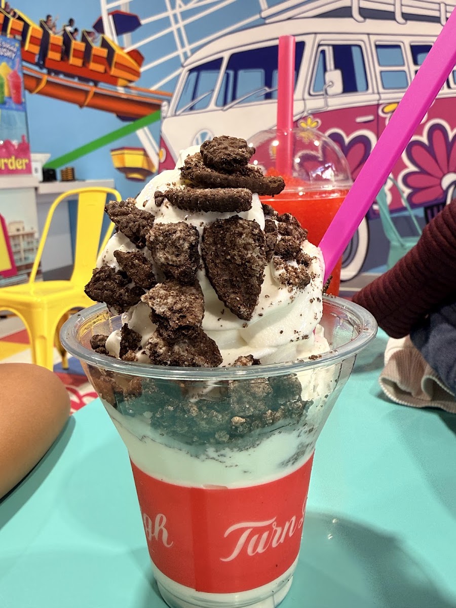 Turn Dough - Ice Cream, Chimney Cake Donut Cones, Milkshakes Santa Monica