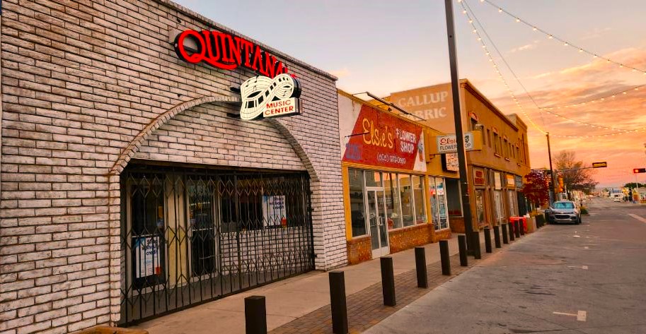 Quintana's Music Center