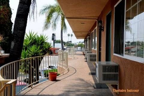 Century Inn