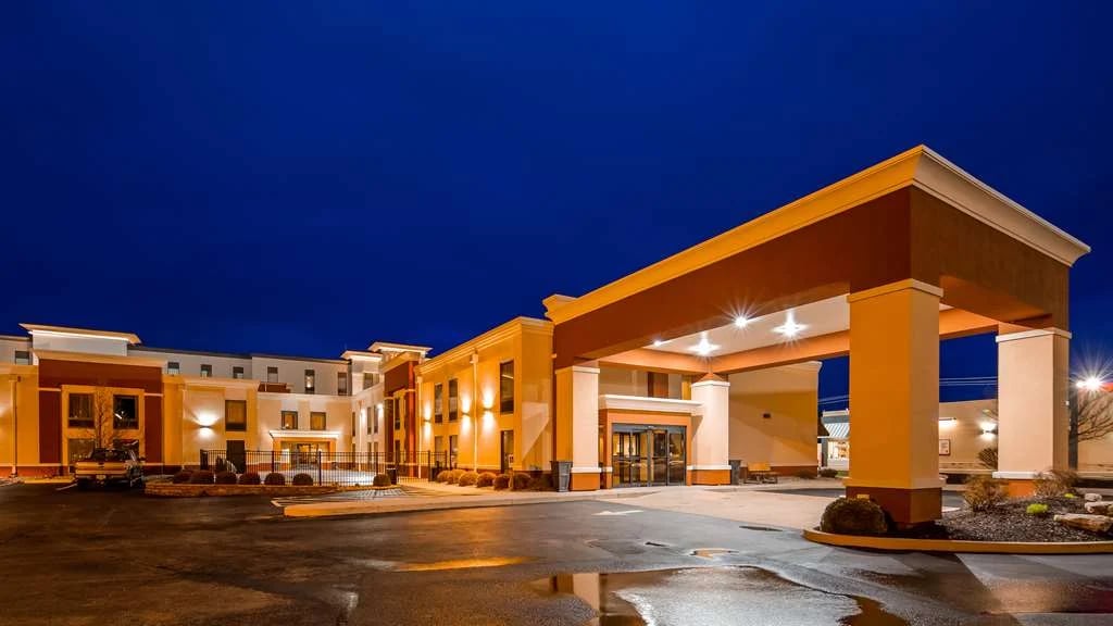 Best Western Plus Parkway Hotel