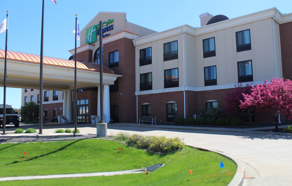 Holiday Inn Express & Suites