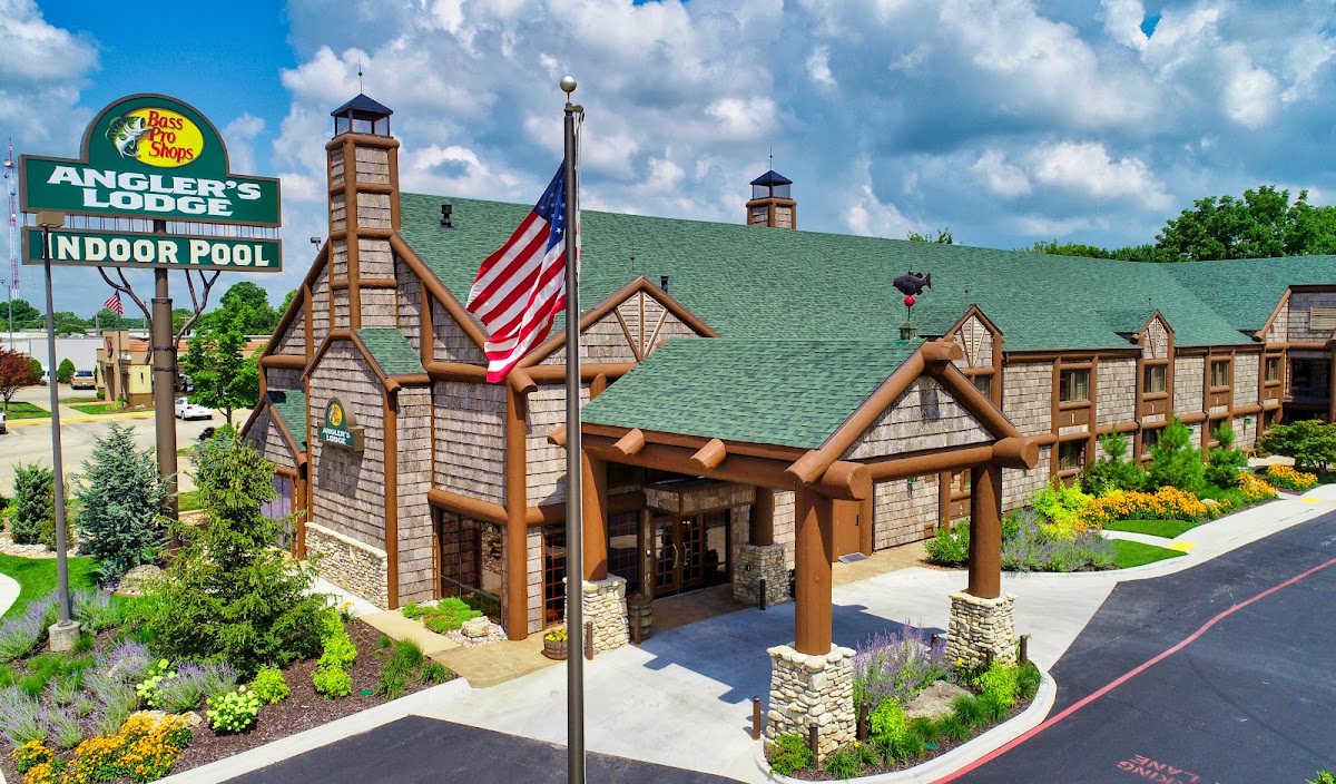 Bass Pro Shops Angler's Lodge