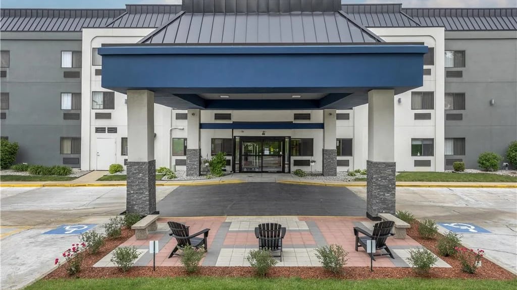 Best Western Bolingbrook Hotel