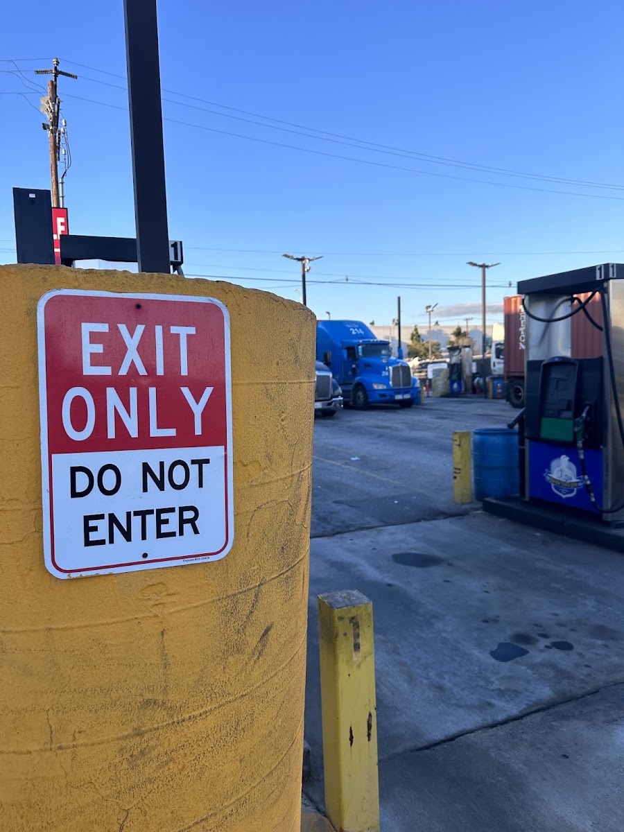 Harbor Truck Stop