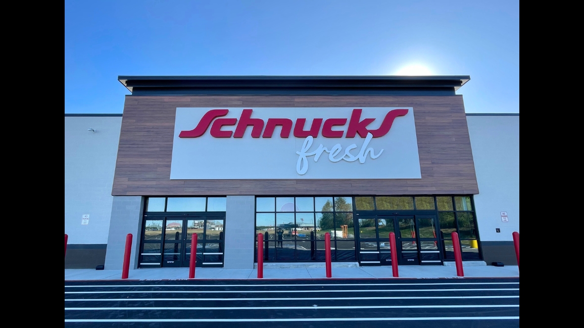 Schnucks Oak Grove Village