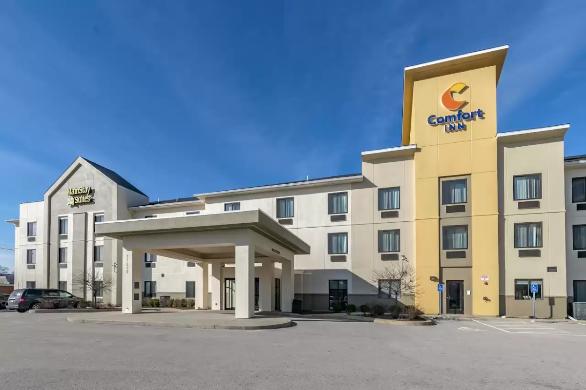 MainStay Suites St. Louis Airport