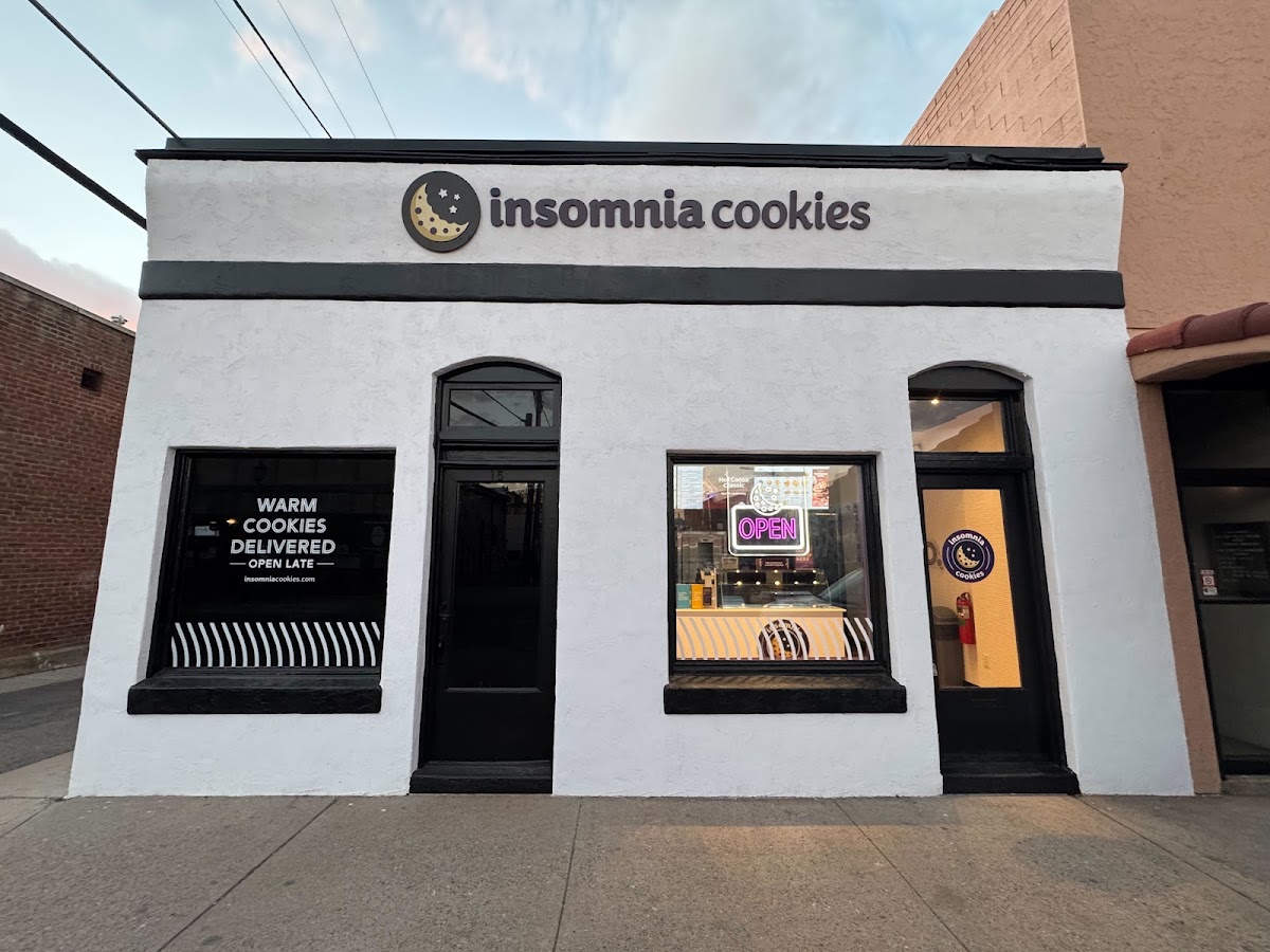 Insomnia Cookies