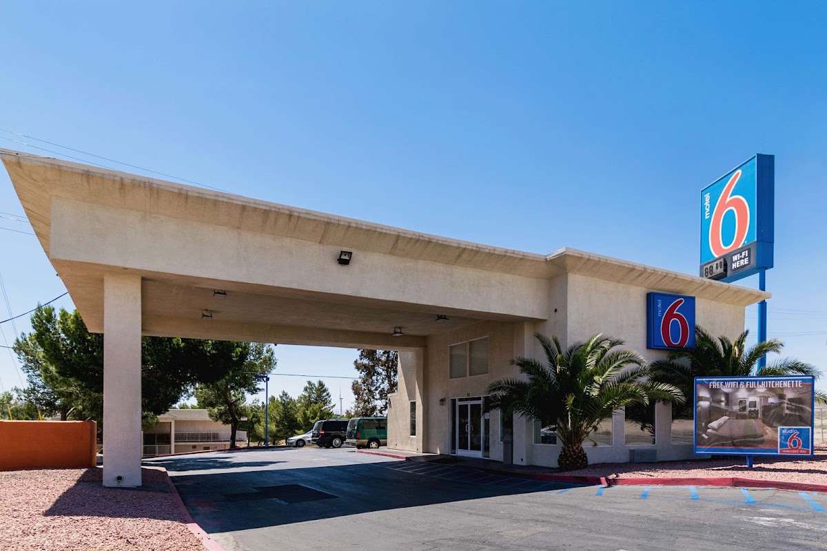 Motel 6 Victorville, CA - Apple Valley