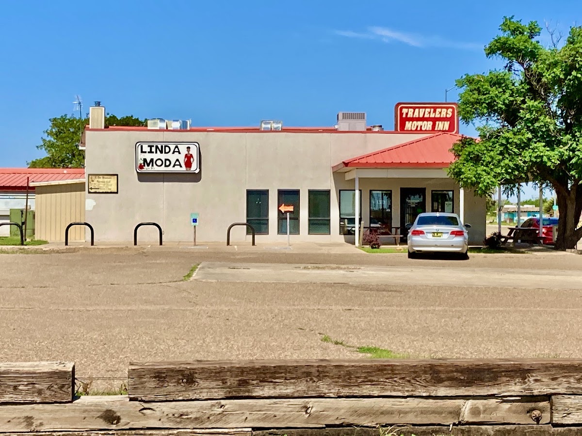 Travelers Motor Inn