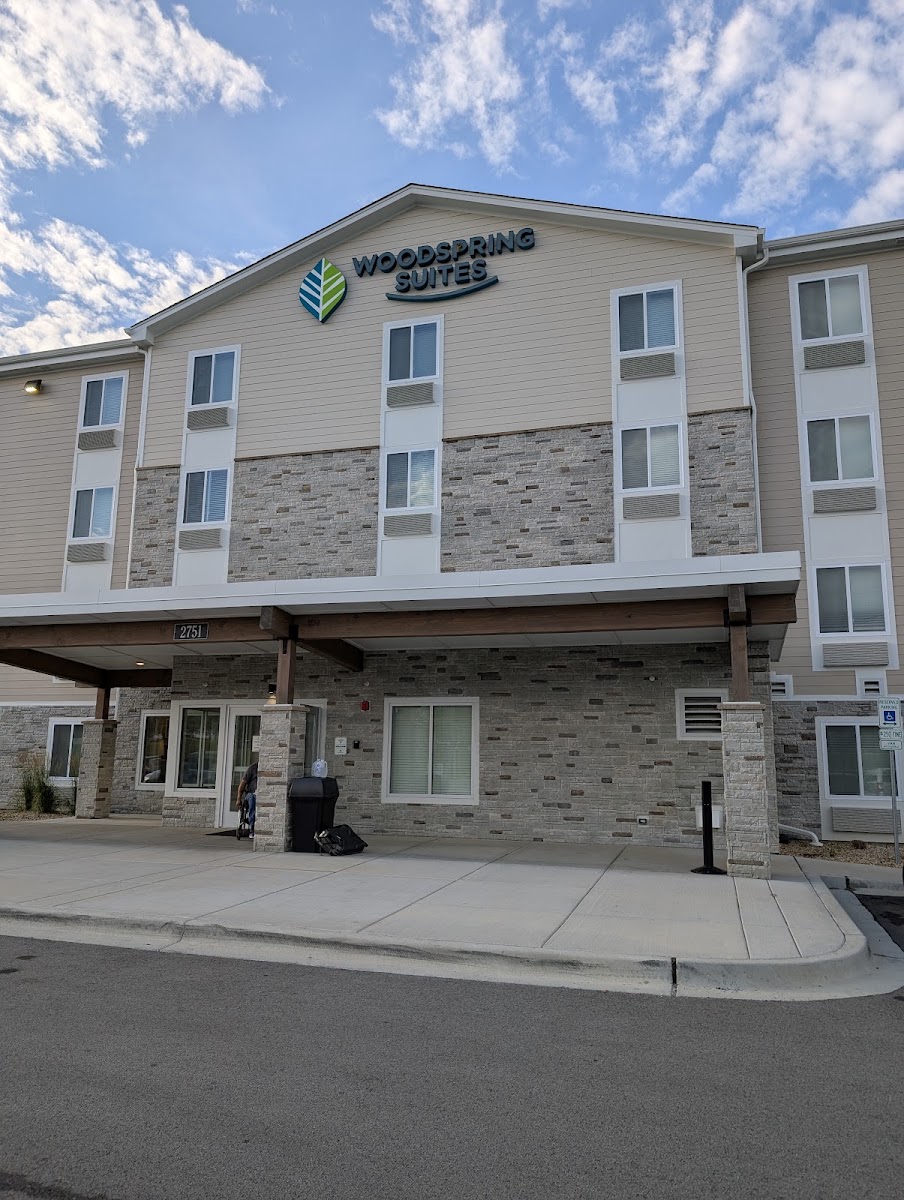 WoodSpring Suites Downers Grove - Chicago