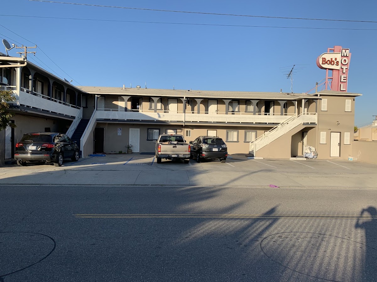 Bob's Motel