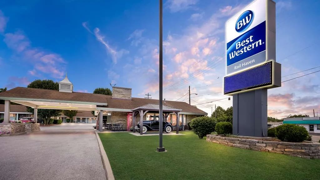 Best Western Route 66 Rail Haven